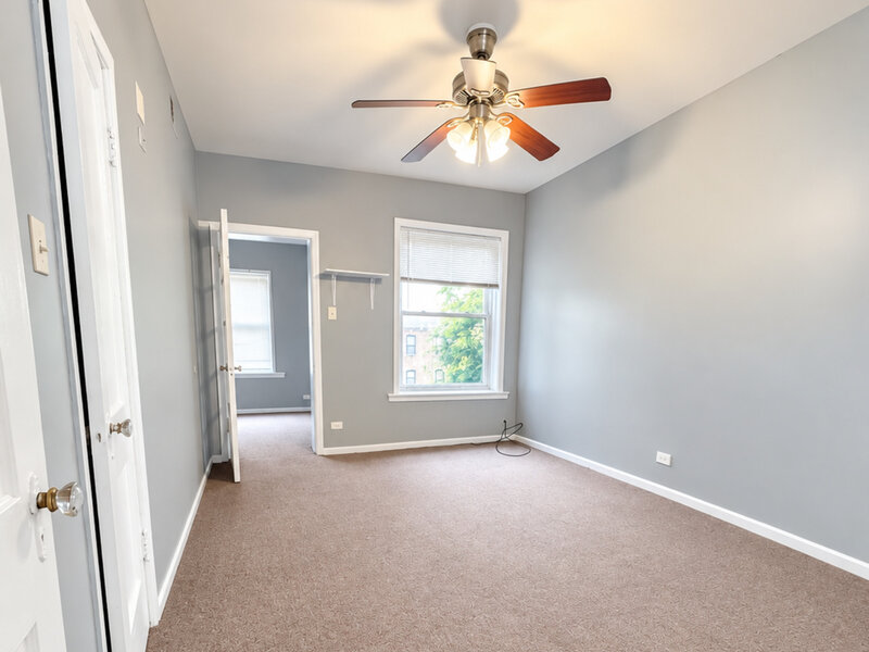 8012 S Essex Avenue Chicago IL 60617