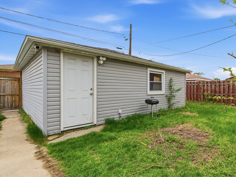 2837 E 127th Street Chicago IL 60633