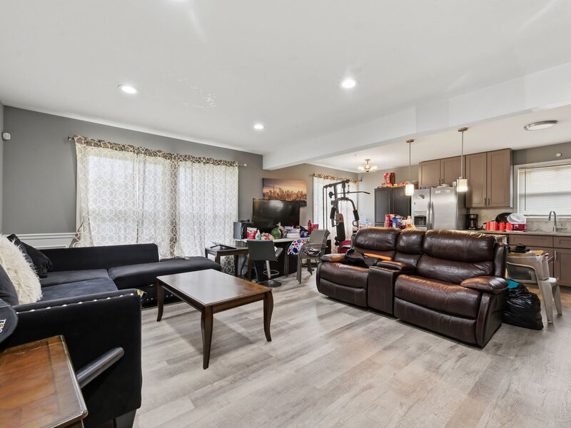 2837 E 127th Street Chicago IL 60633