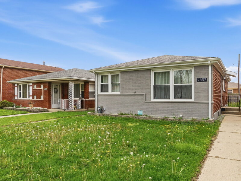 2837 E 127th Street Chicago IL 60633