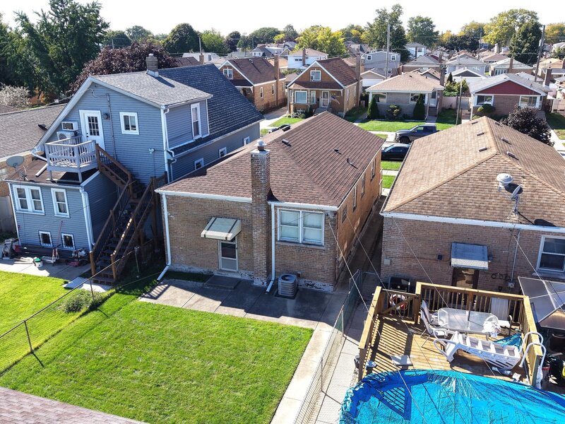 5735 S Moody Avenue Chicago IL 60638
