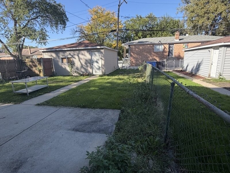 10224 S Princeton Avenue Chicago IL 60628