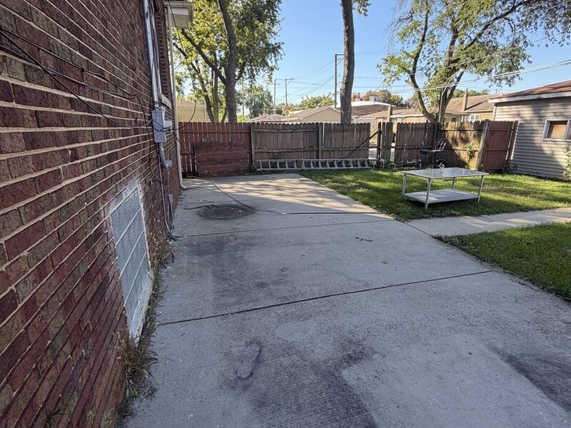 10224 S Princeton Avenue Chicago IL 60628