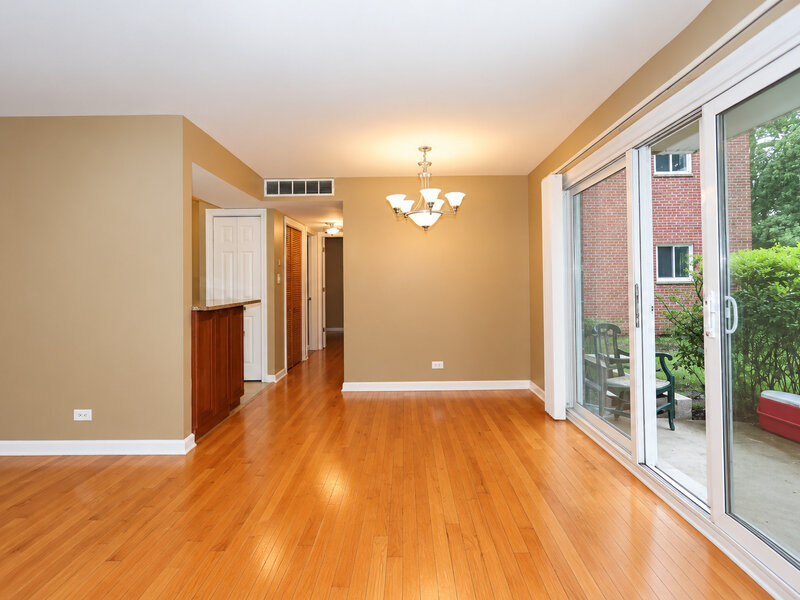 10113 Old Orchard Court Skokie IL 60076