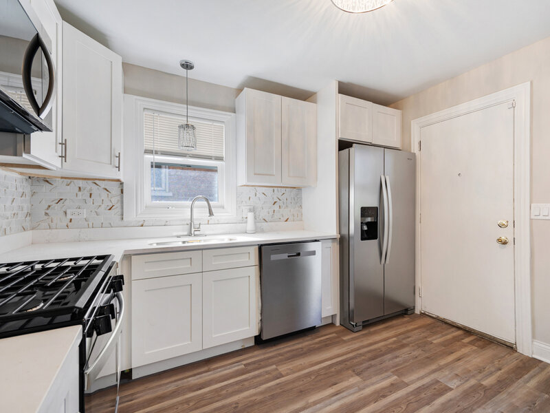 9150 S Wallace Street Chicago IL 60620