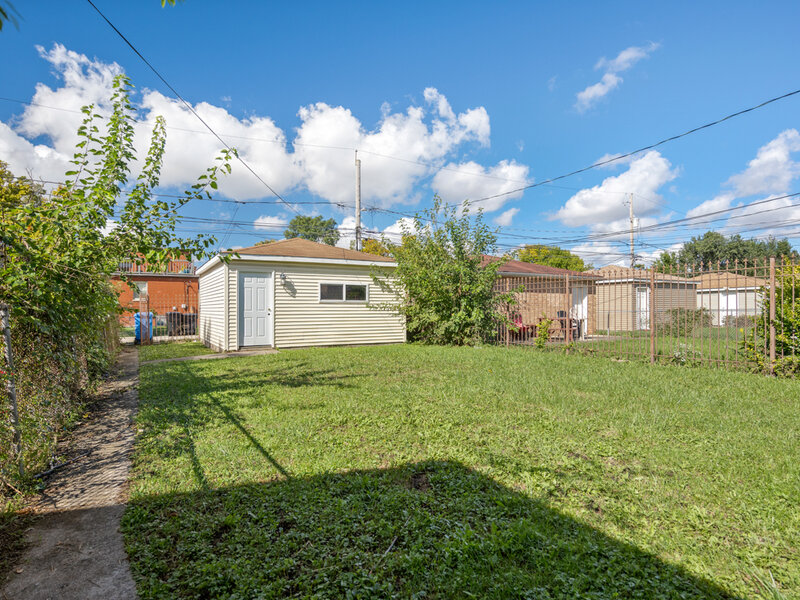 9150 S Wallace Street Chicago IL 60620