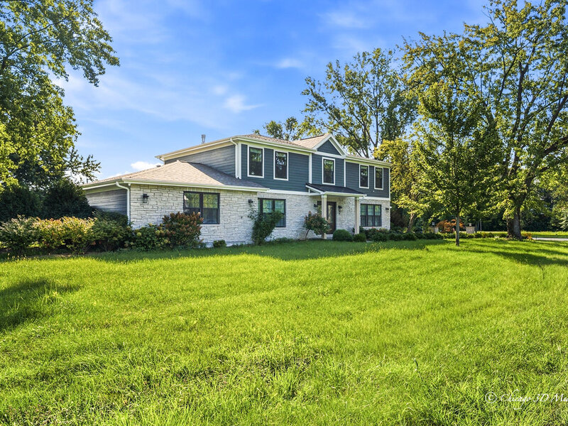 201 Rue Touraine Deer Park IL 60010