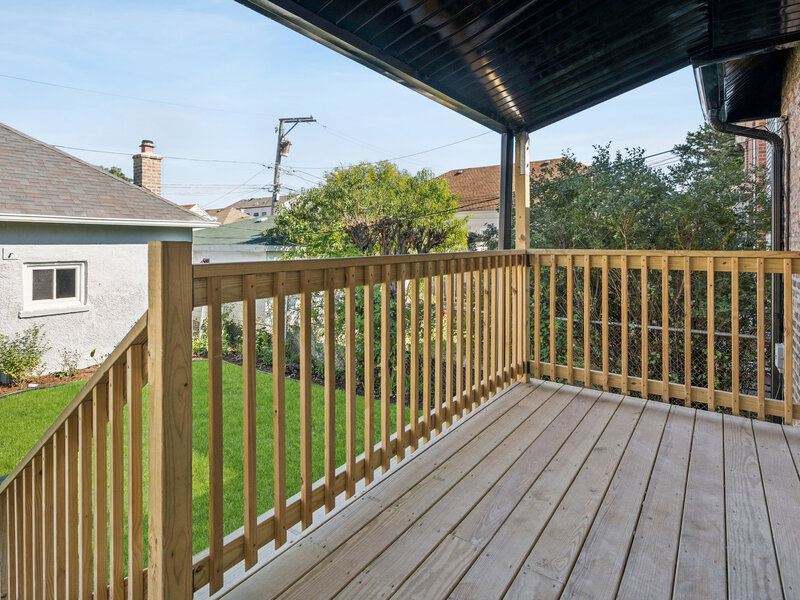 5152 W Warwick Avenue Chicago IL 60641