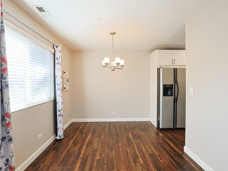 485 Esselen Court Carol Stream IL 60188