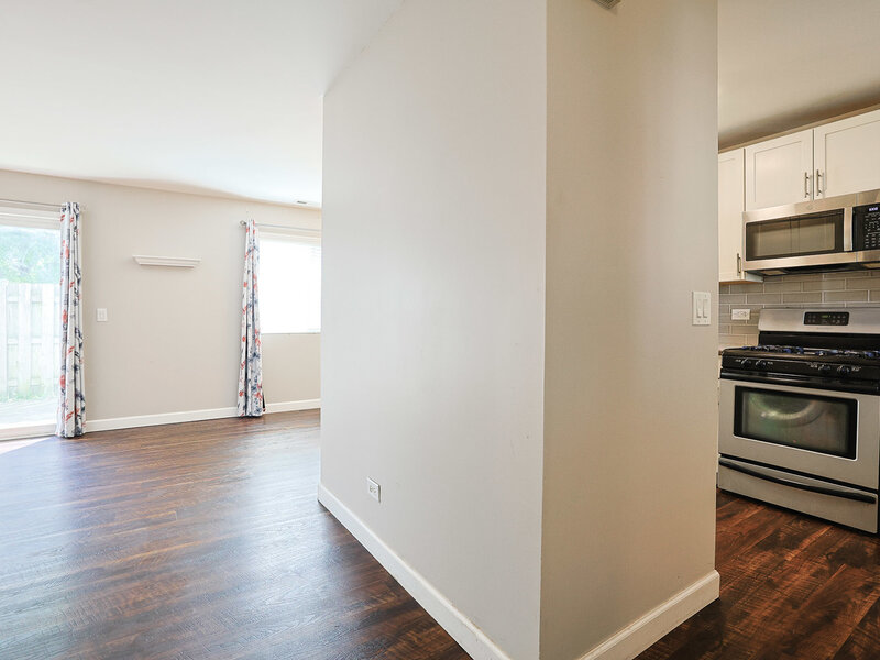 485 Esselen Court Carol Stream IL 60188