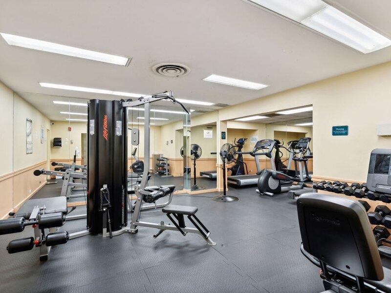 3950 N Lake Shore Drive Chicago IL 60613