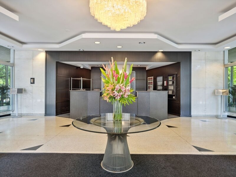 3950 N Lake Shore Drive Chicago IL 60613