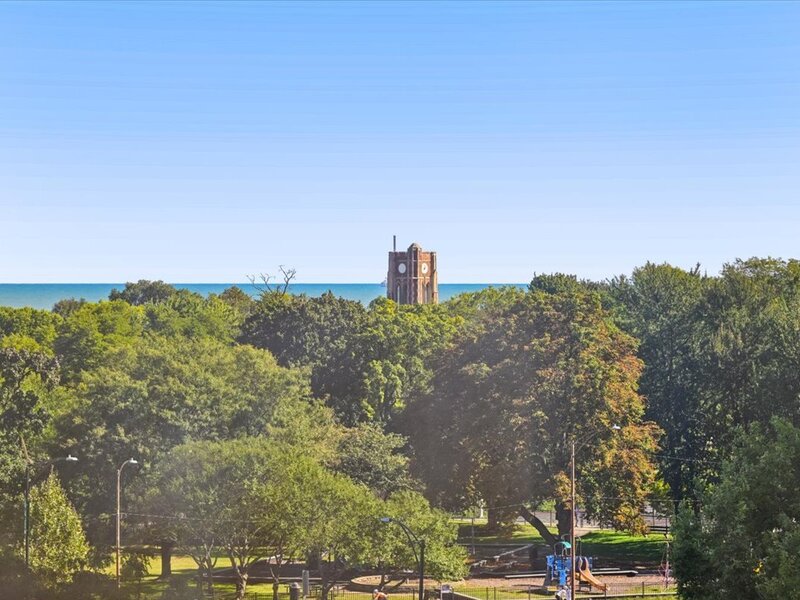 3950 N Lake Shore Drive Chicago IL 60613