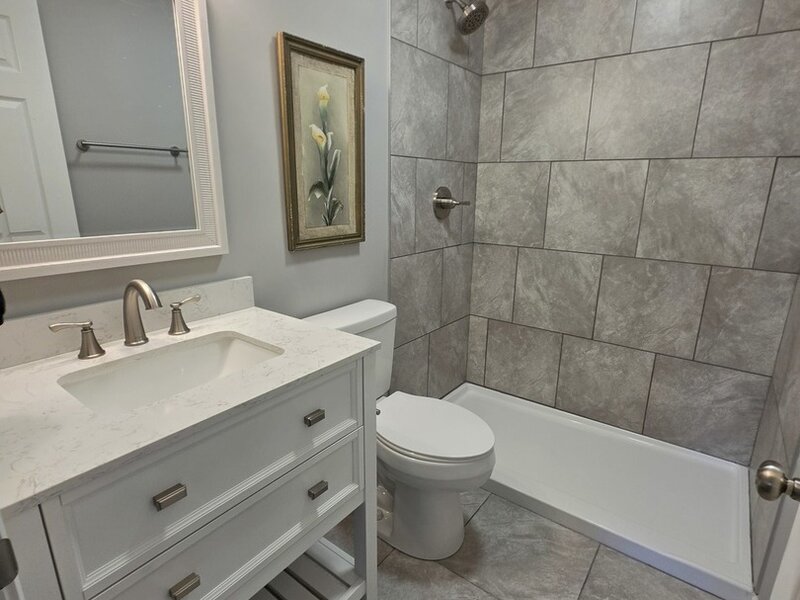 2059 Robert Street Aurora IL 60506