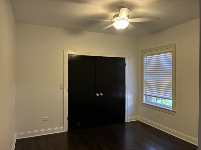 10611 S Claremont Avenue Chicago IL 60643