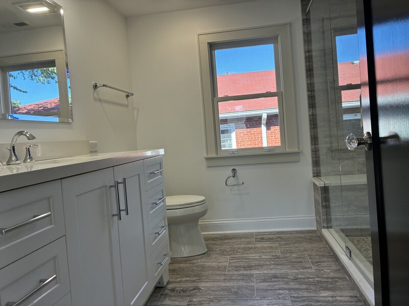 10611 S Claremont Avenue Chicago IL 60643