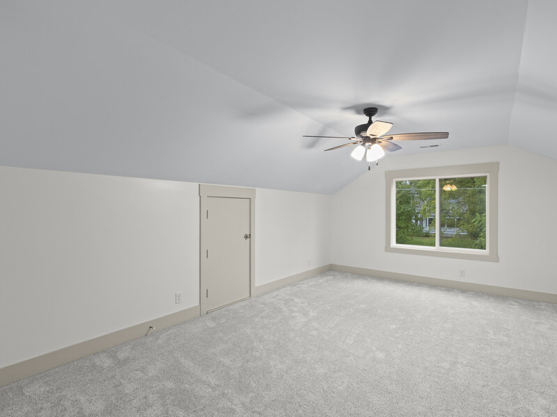 155 E Miller Avenue Hinckley IL 60520