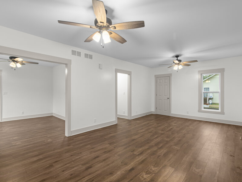 155 E Miller Avenue Hinckley IL 60520