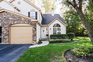 Photo of 821 E Saratoga Circle Island Lake IL 60042