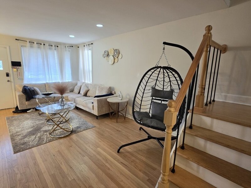 4137 Ruby Street Schiller Park IL 60176