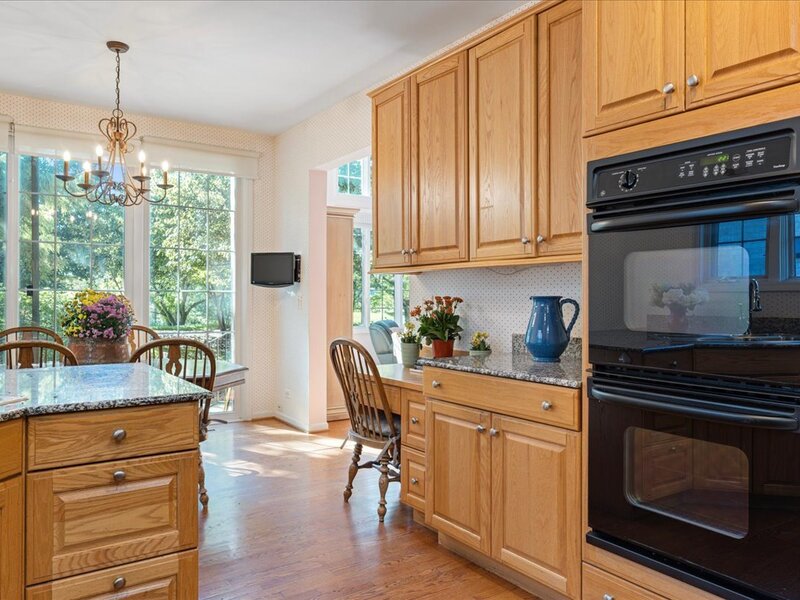 2060 Claridge Court Northbrook IL 60062