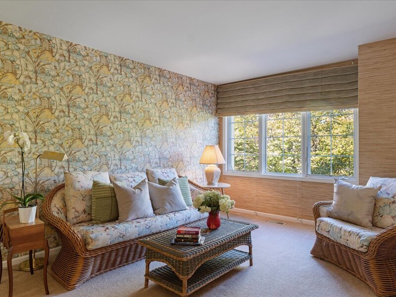 2060 Claridge Court Northbrook IL 60062