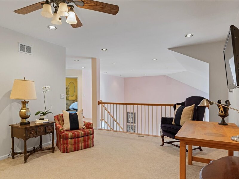 2060 Claridge Court Northbrook IL 60062