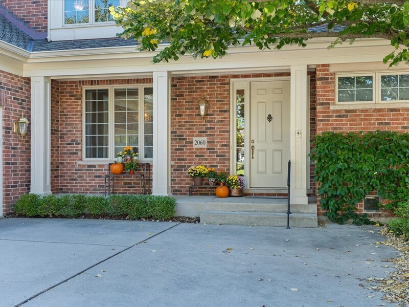 2060 Claridge Court Northbrook IL 60062