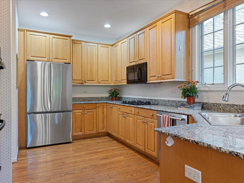 2060 Claridge Court Northbrook IL 60062