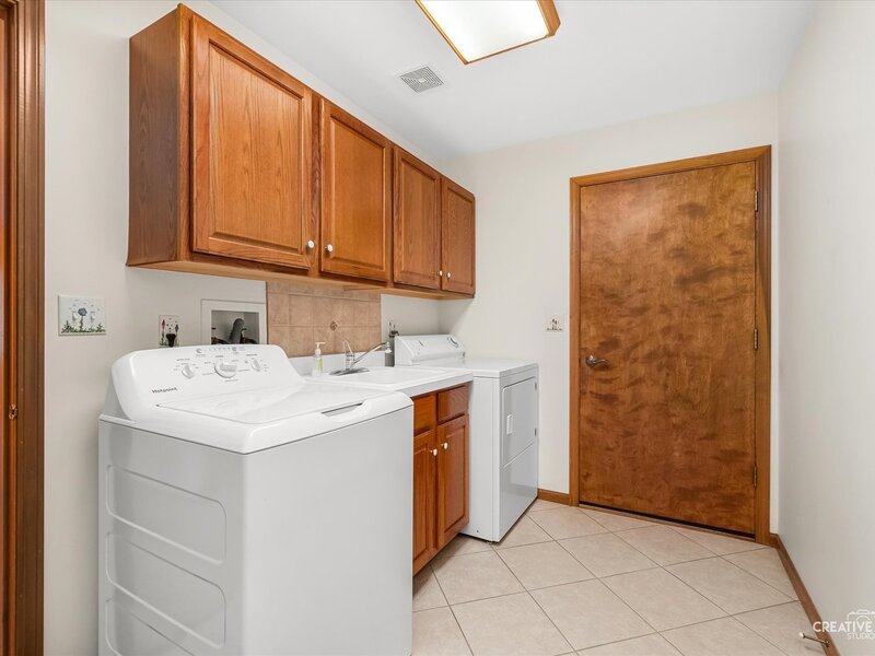 53 Silver Trail North Aurora IL 60542