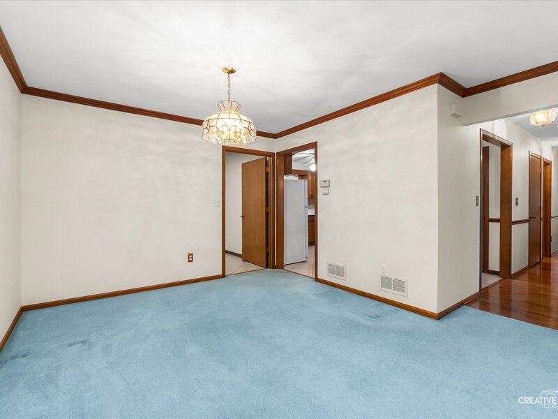 53 Silver Trail North Aurora IL 60542