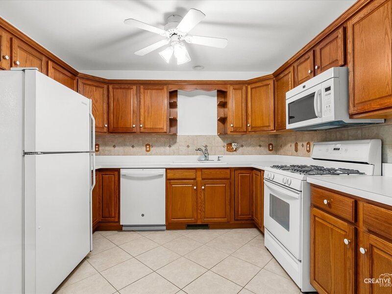 53 Silver Trail North Aurora IL 60542