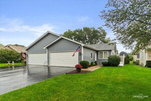 Photo of 53 Silver Trail North Aurora IL 60542