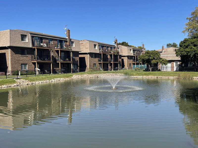 1462 Carol Court Palatine IL 60074