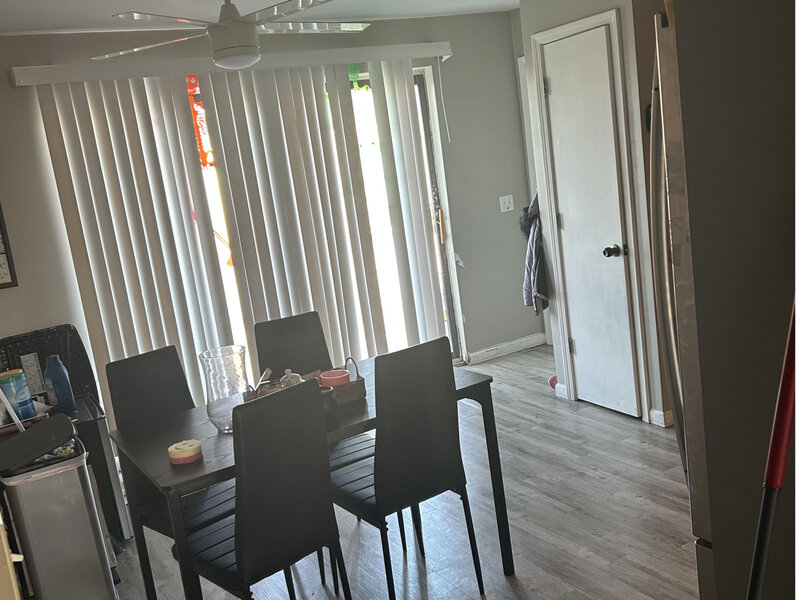 1462 Carol Court Palatine IL 60074