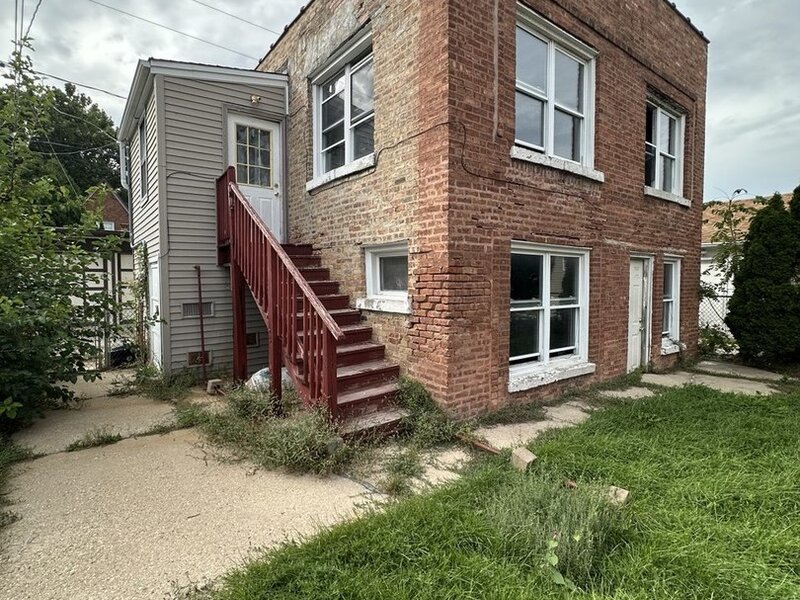 2840 N 74th Court Elmwood Park IL 60707
