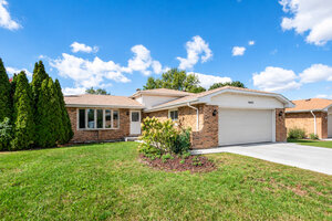 Photo of 16632 Leslie Drive Orland Hills IL 60487