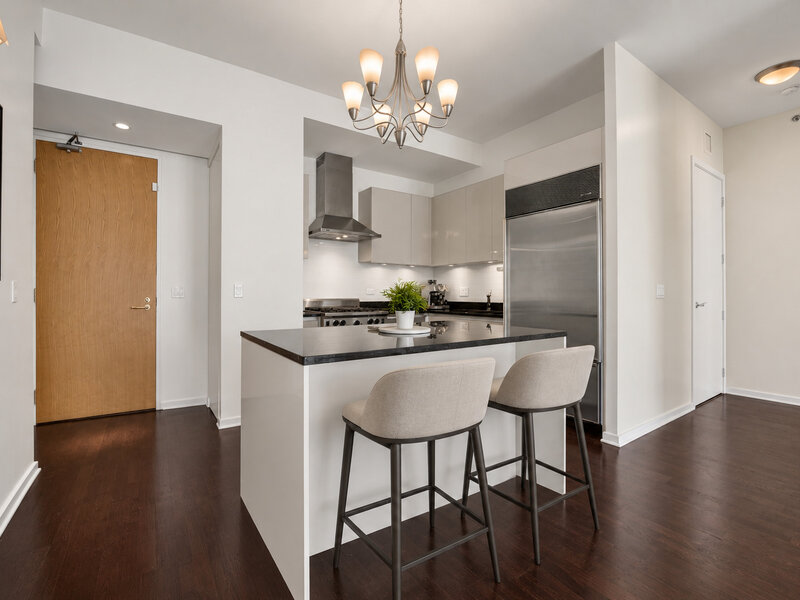 600 N Fairbanks Court Chicago IL 60611