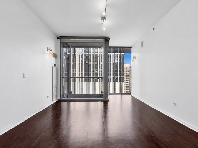 600 N Fairbanks Court Chicago IL 60611