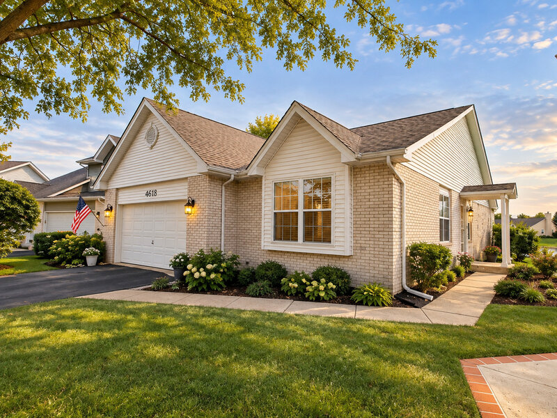 4618 Lalique Court Joliet IL 60431