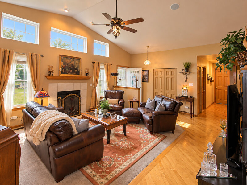 4618 Lalique Court Joliet IL 60431