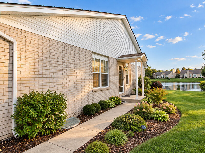 4618 Lalique Court Joliet IL 60431