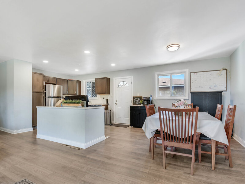 9401 S 80th Court Hickory Hills IL 60457