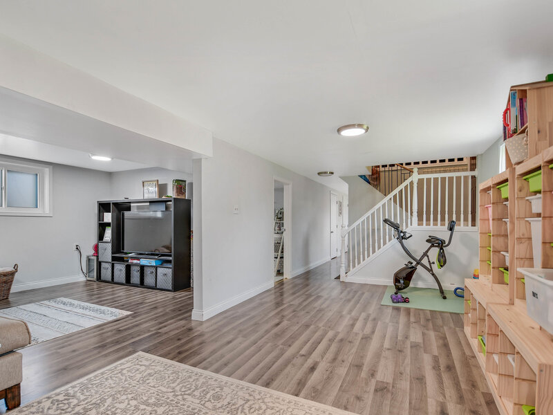 9401 S 80th Court Hickory Hills IL 60457