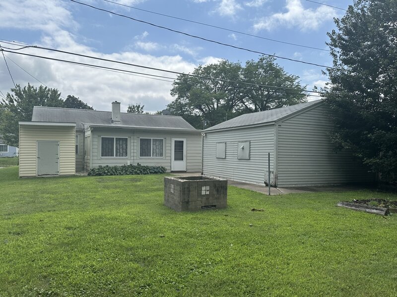 3721 13th Avenue Moline IL 61265