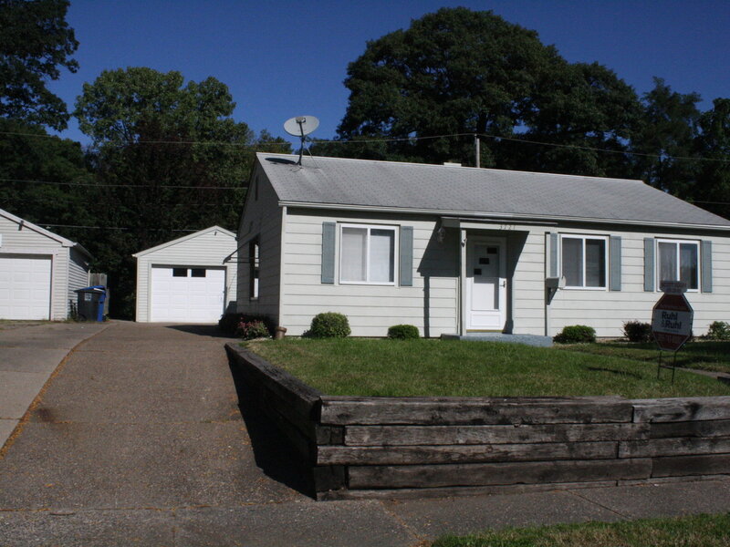 3721 13th Avenue Moline IL 61265