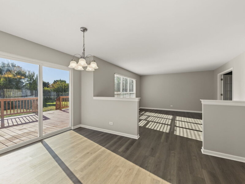 568 Rebecca Lane Bolingbrook IL 60440
