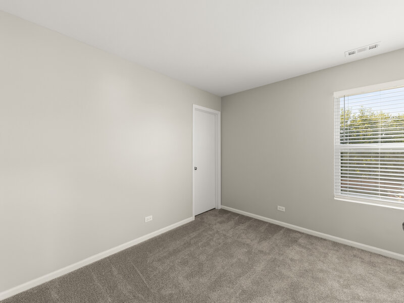 568 Rebecca Lane Bolingbrook IL 60440