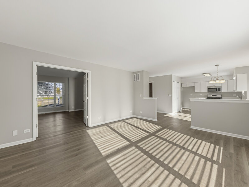 568 Rebecca Lane Bolingbrook IL 60440