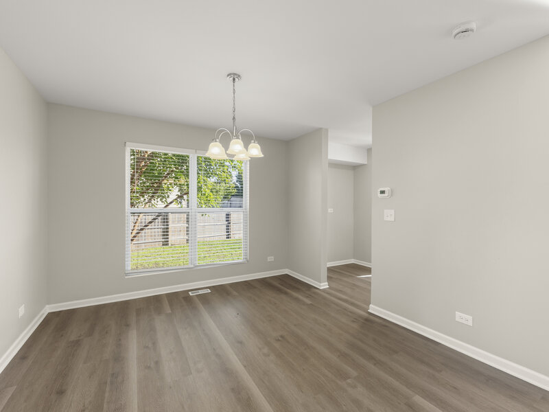 568 Rebecca Lane Bolingbrook IL 60440